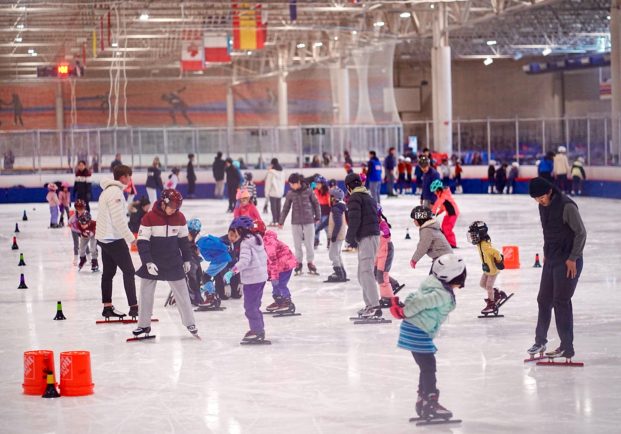 Skaters at Elmbrook Speedskating